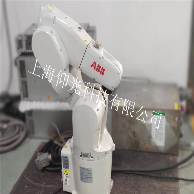導(dǎo)致機器人維修工業(yè)機器人發(fā)生故障原因