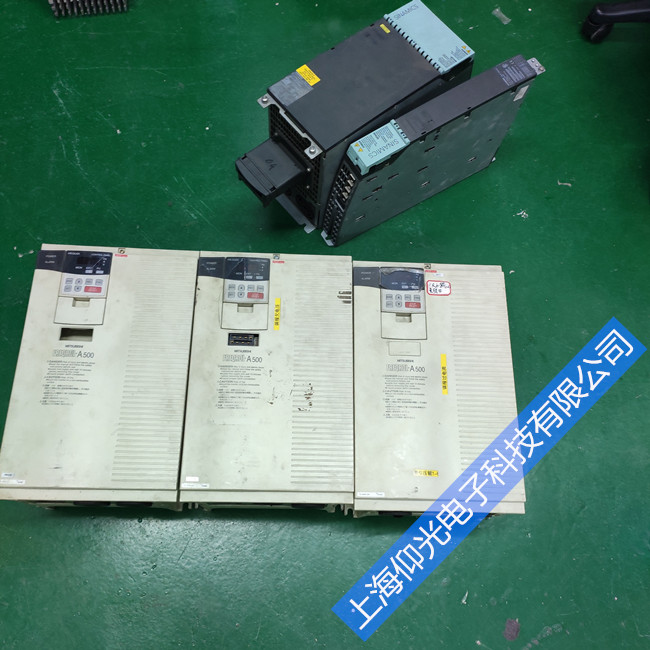 三菱變頻器A540報(bào)警EGF ELF 故障技術(shù)服務(wù)電話(huà)